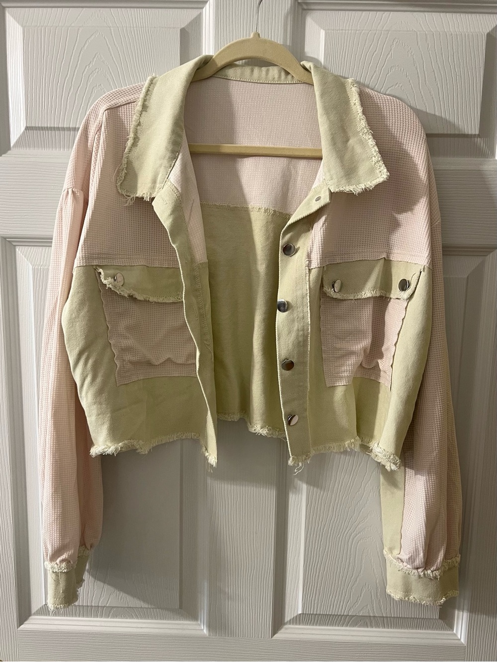 Two-Tone Patchwork Cropped Jacket - Picture 3 of 8
